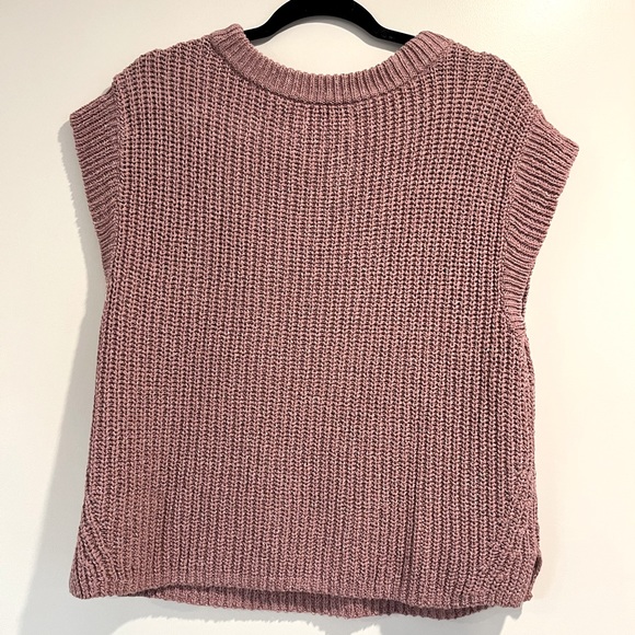 Old Navy Purple Sweater Tank Size M - Picture 2 of 2